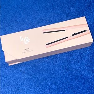 L’ange light pink hair straightener